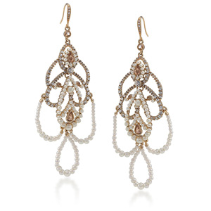Carolee-pearl-earrings_1582FW4678