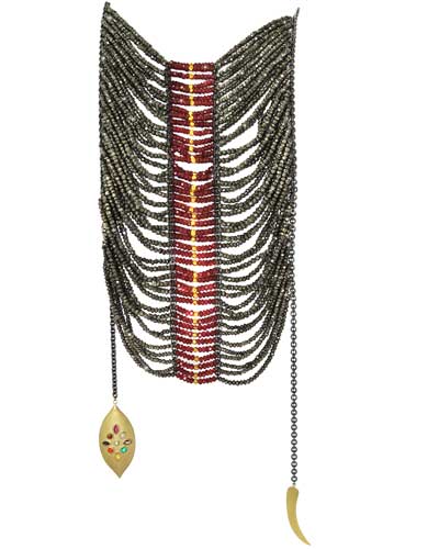 Padma-lakshmi-necklace-2010-emmy-awards