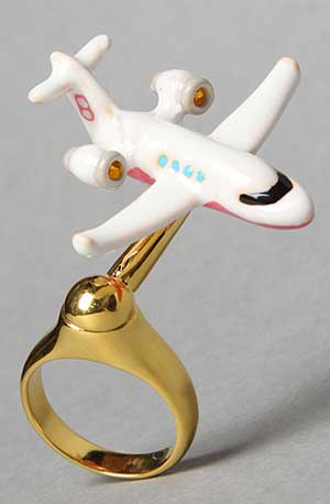 Noir-x-tokidoki-x-barbie-airplane-ring