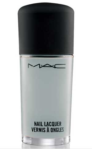 Daphne-Guinness-for-MAC-hyperion-nail-lacquer