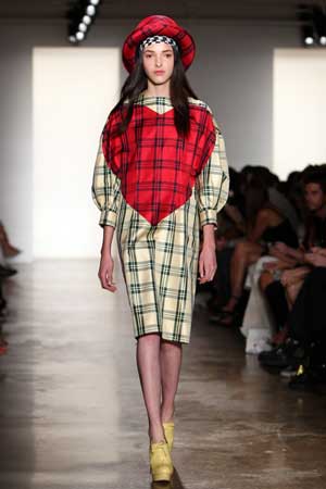 alexandre-herchcovitch-spring-2013-yellow-plaid-dress-with-red-heart-motif